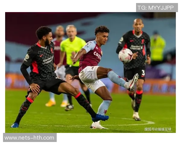 半伯恩利主场迎战热刺争夺三分双方战术较量引人关注 半伯恩利主场迎战热刺争夺三分双方战术较量引人关注