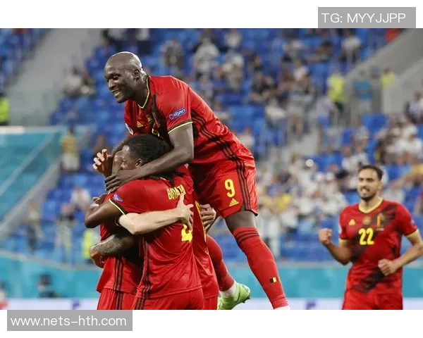 卢卡库的逆袭之路:从天才少年到世界级前锋的奋斗历程与成就 卢卡库的逆袭之路:从天才少年到世界级前锋的奋斗历程与成就