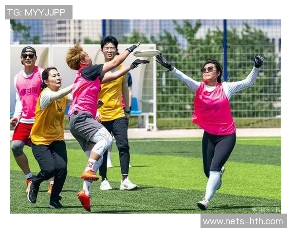 成都飞盘队与上海飞盘队赛后复盘分析意识碰撞与战术对抗