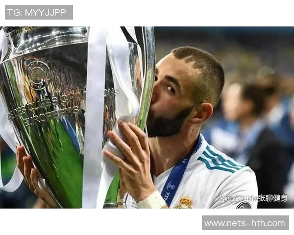 本泽马:从足坛新星到传奇前锋的辉煌历程与成就分析 本泽马:从足坛新星到传奇前锋的辉煌历程与成就分析